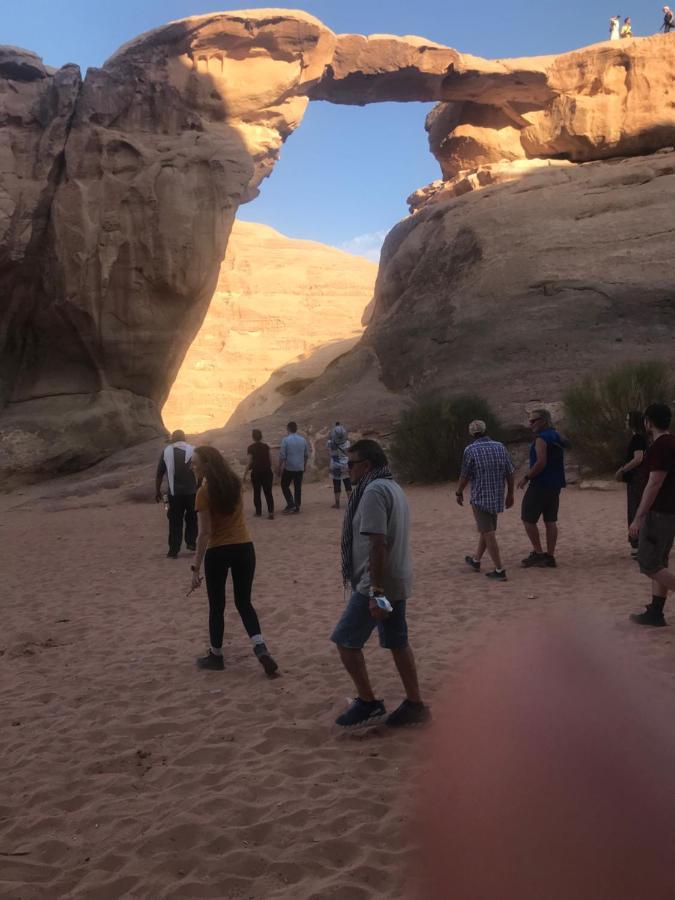 Black Irish Camp And Tours Wadi Rum Exteriér fotografie