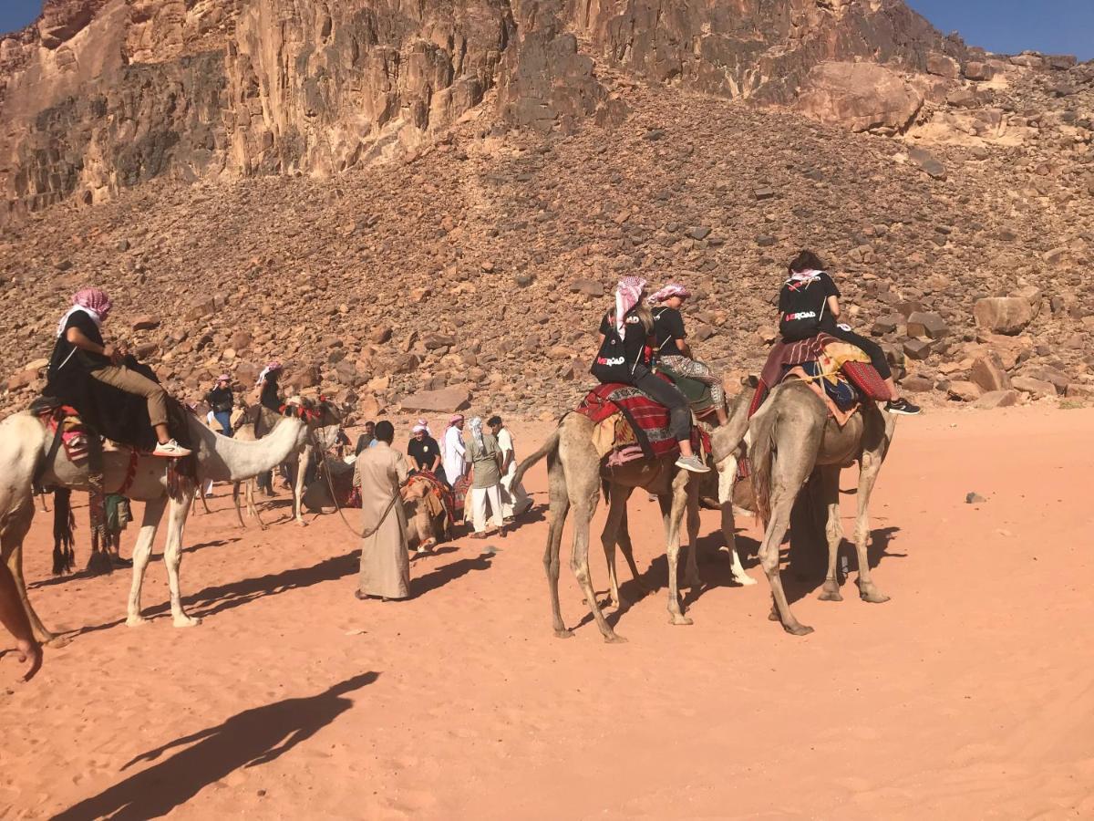 Black Irish Camp And Tours Wadi Rum Exteriér fotografie